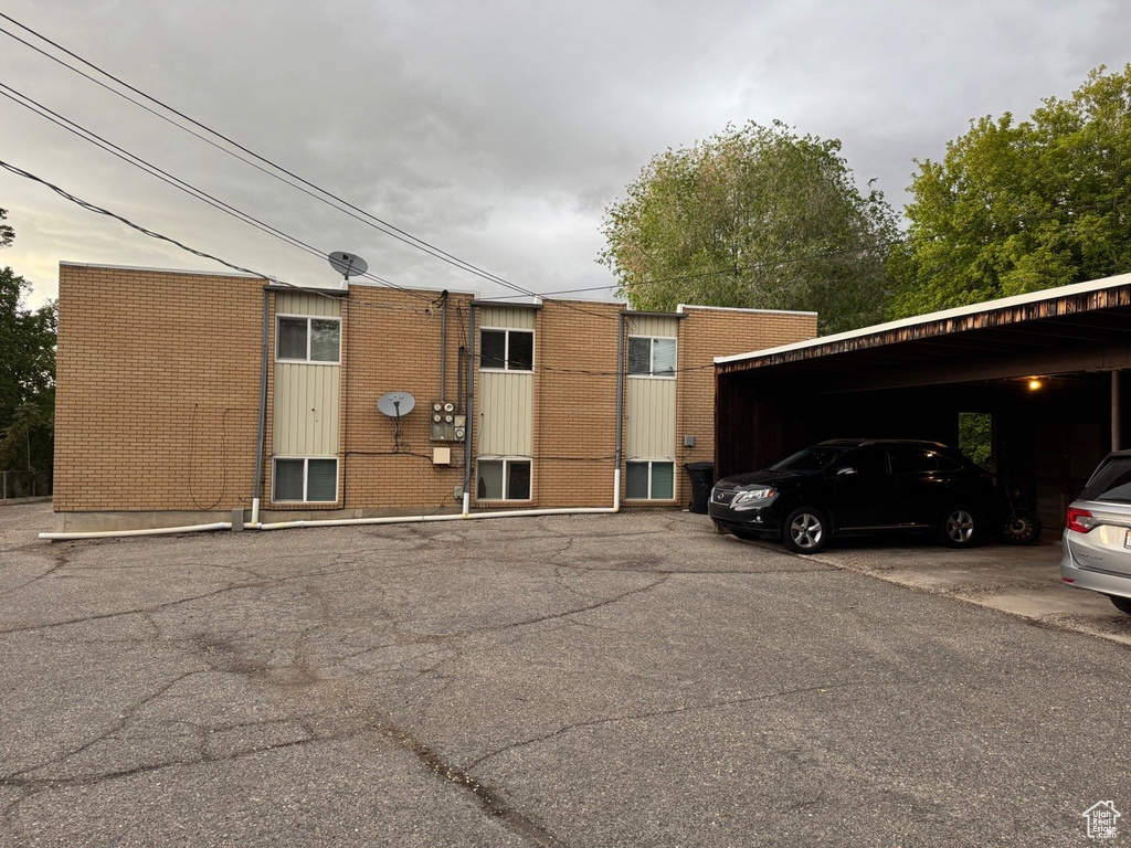 266 E CENTER ST Centerville, UT 84014