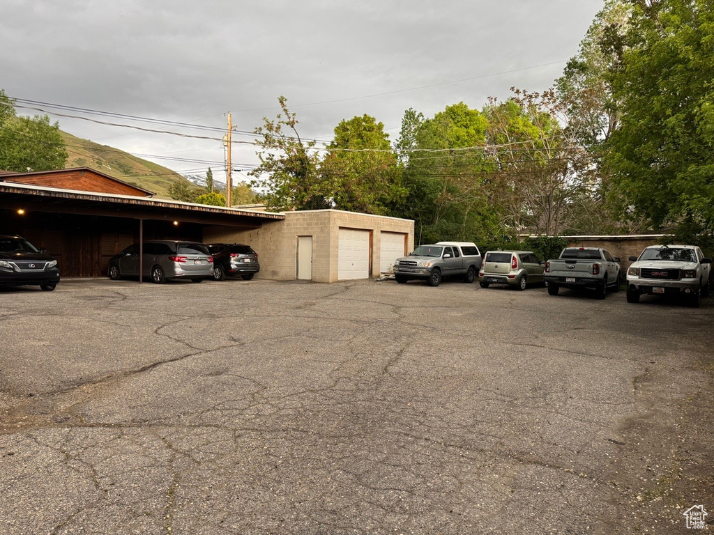 266 E CENTER ST Centerville, UT 84014