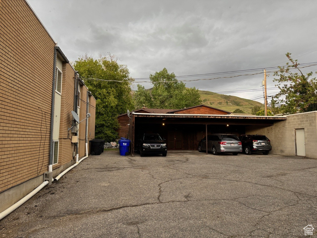 266 E CENTER ST Centerville, UT 84014