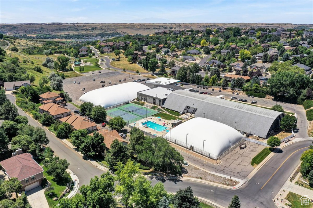5816 CLUB VIEW LN South Ogden, UT 84405