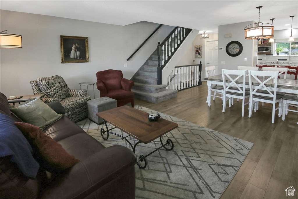 5816 CLUB VIEW LN South Ogden, UT 84405