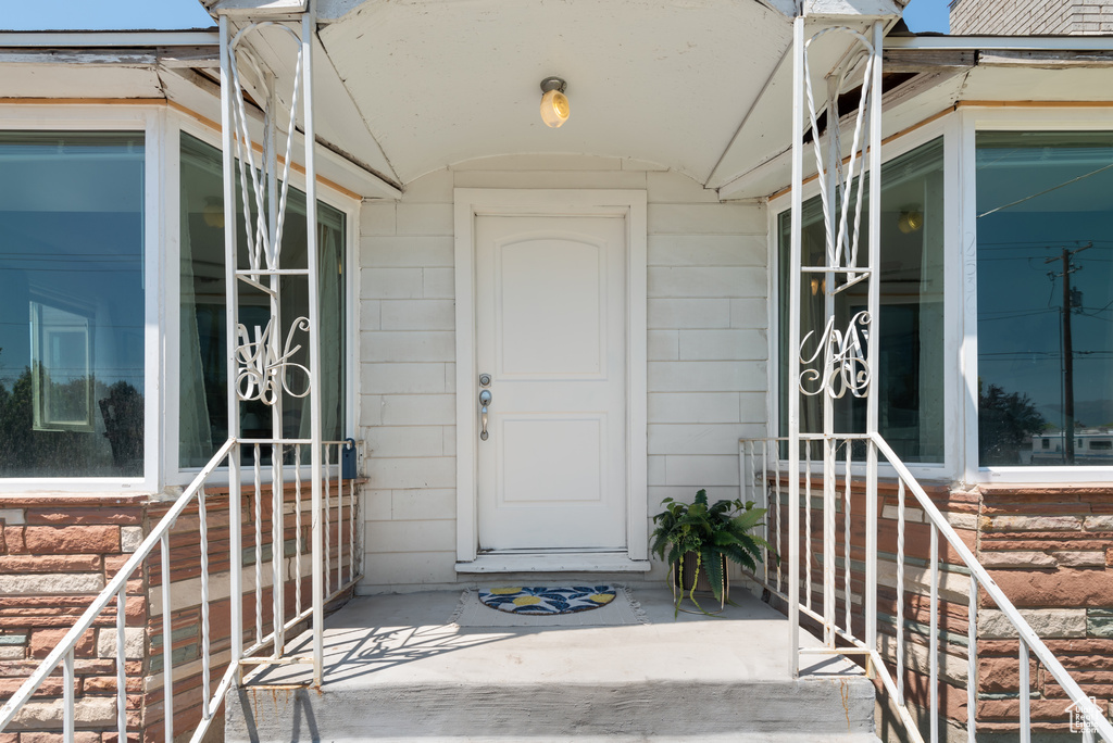 2536 S 1000 W Syracuse, UT 84075