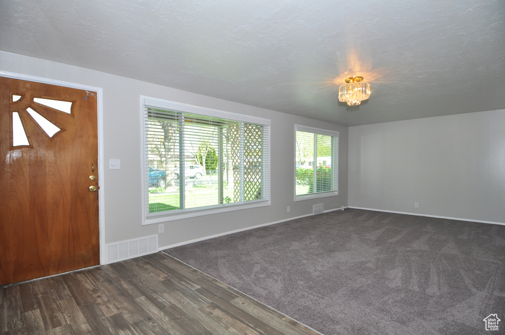 3352 S HILLSDALE DR West Valley City, UT 84119