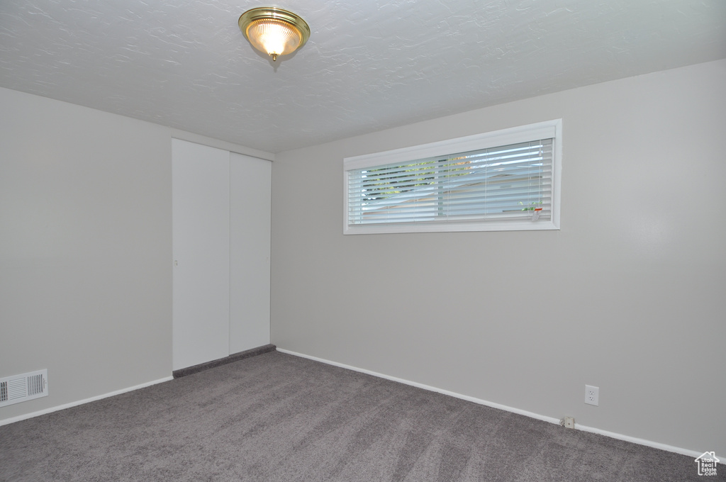 3352 S HILLSDALE DR West Valley City, UT 84119
