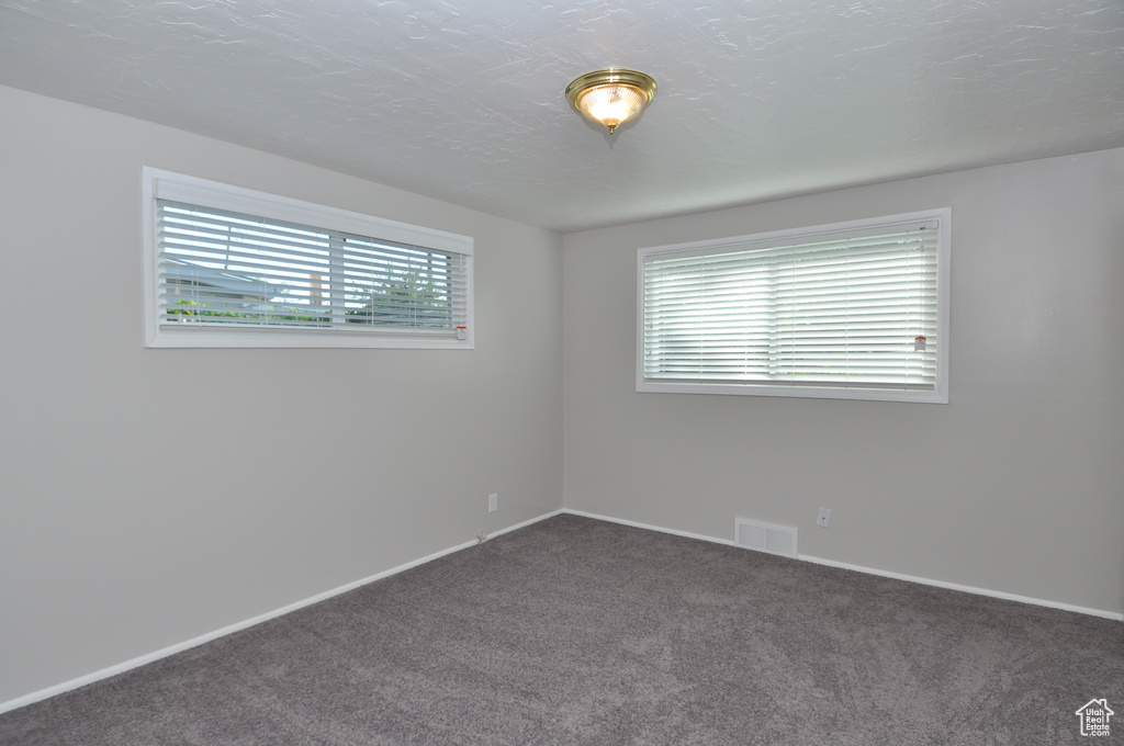 3352 S HILLSDALE DR West Valley City, UT 84119