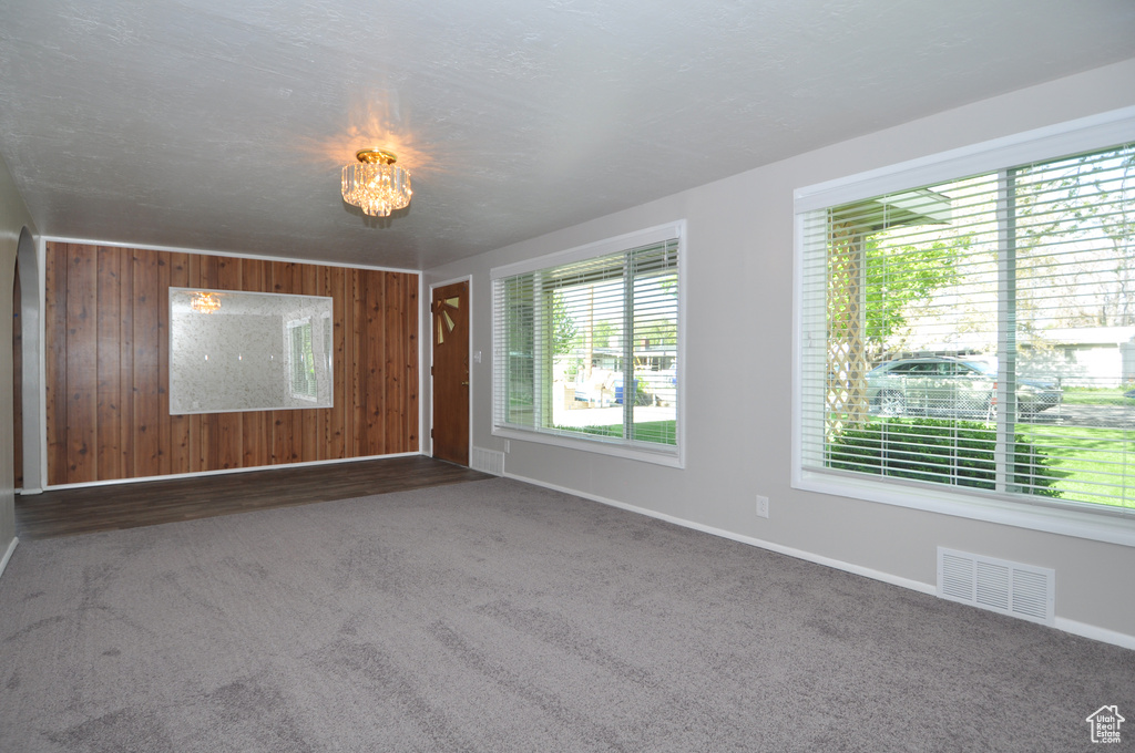 3352 S HILLSDALE DR West Valley City, UT 84119