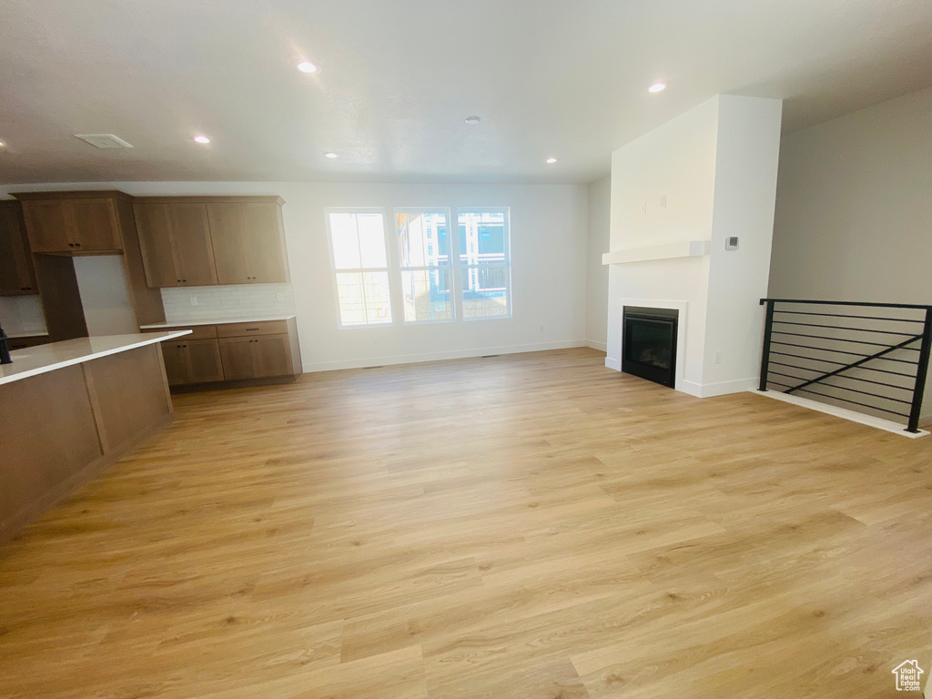 6511 W LAKE AVE South Jordan, UT 84009