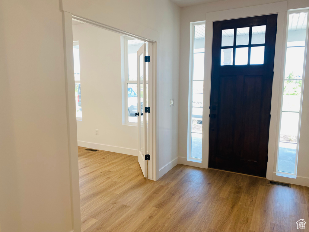 6511 W LAKE AVE South Jordan, UT 84009