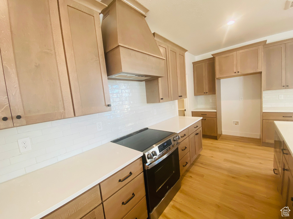 6511 W LAKE AVE South Jordan, UT 84009