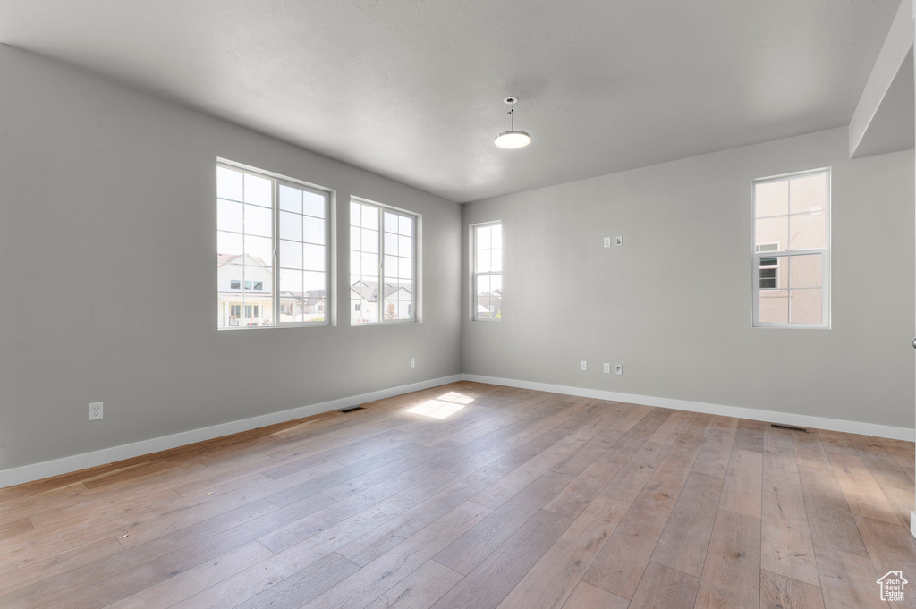 1021 W SPARROW WAY Stansbury Park, UT 84074