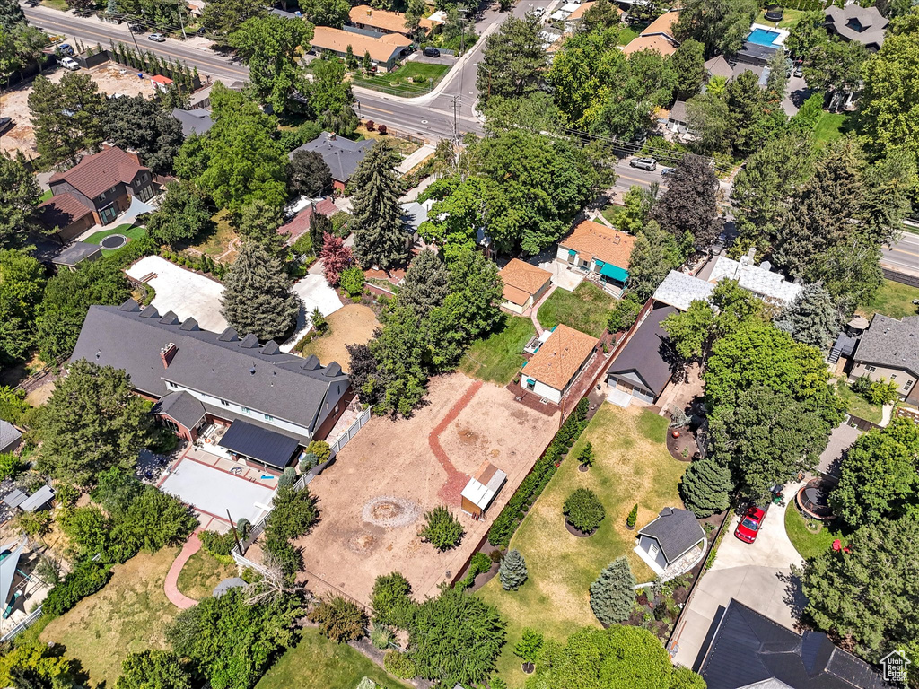 Aerial overview of property\\\\\\\\\\\\\\\\\\\\\\\\\\\\\\\'s location featuring nearby suburban area