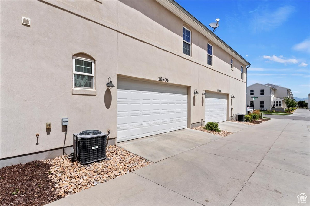 10606 S REDKNIFE DR South Jordan, UT 84009
