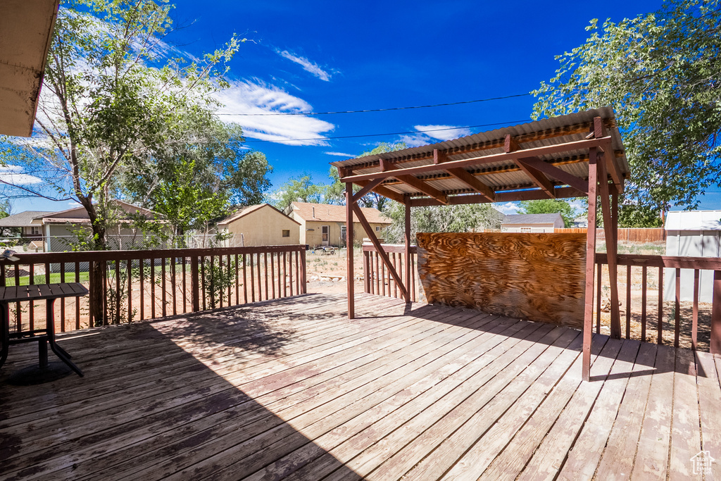 168 S 100 W Roosevelt, UT 84066