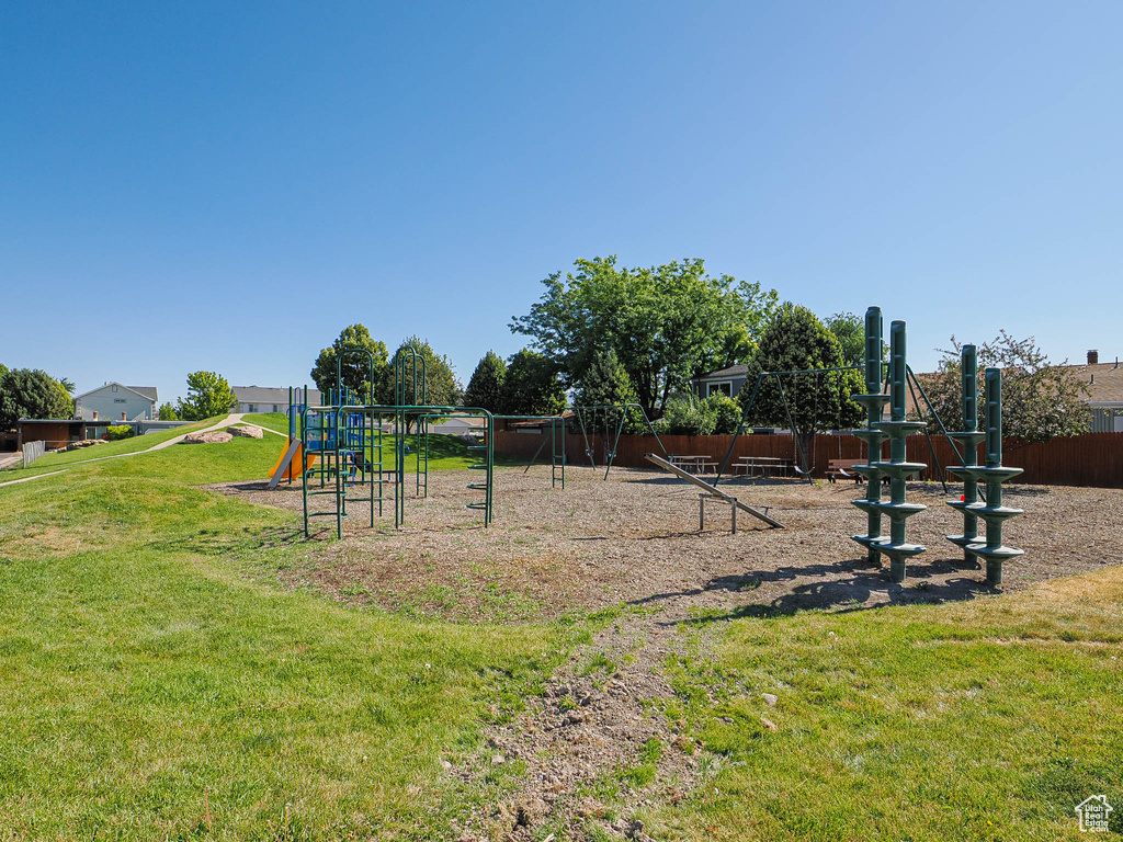Photo 14 for MLS #2097956 at 2318 W 4220 South