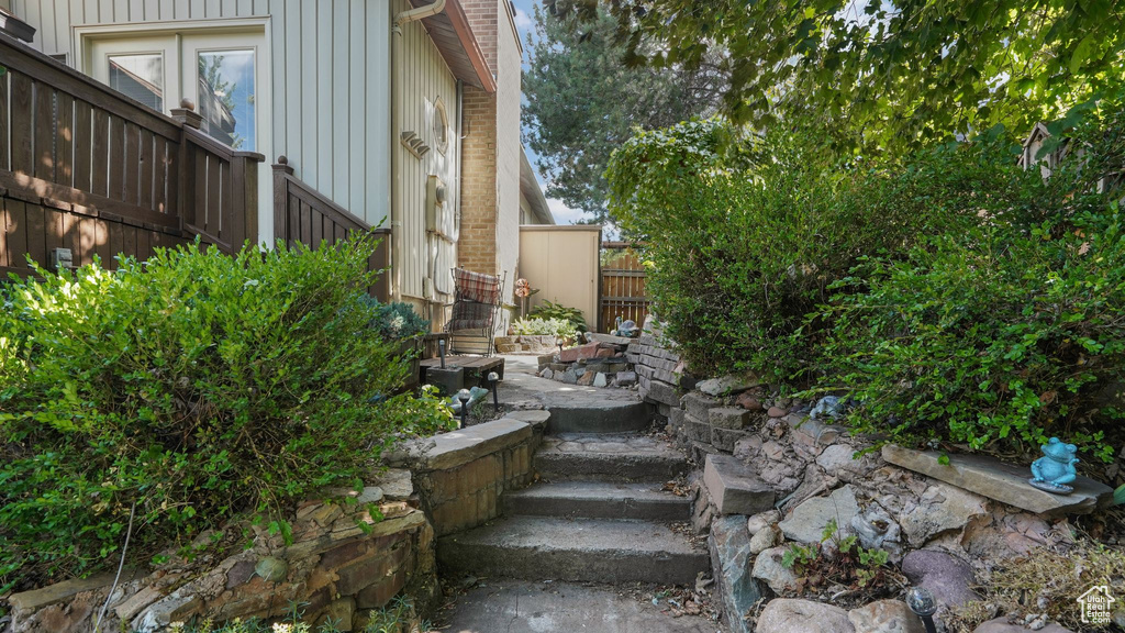 2275 E 9800 S Sandy, UT 84092