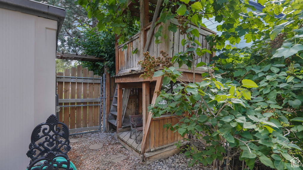 2275 E 9800 S Sandy, UT 84092