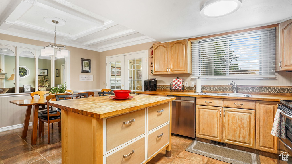 2275 E 9800 S Sandy, UT 84092
