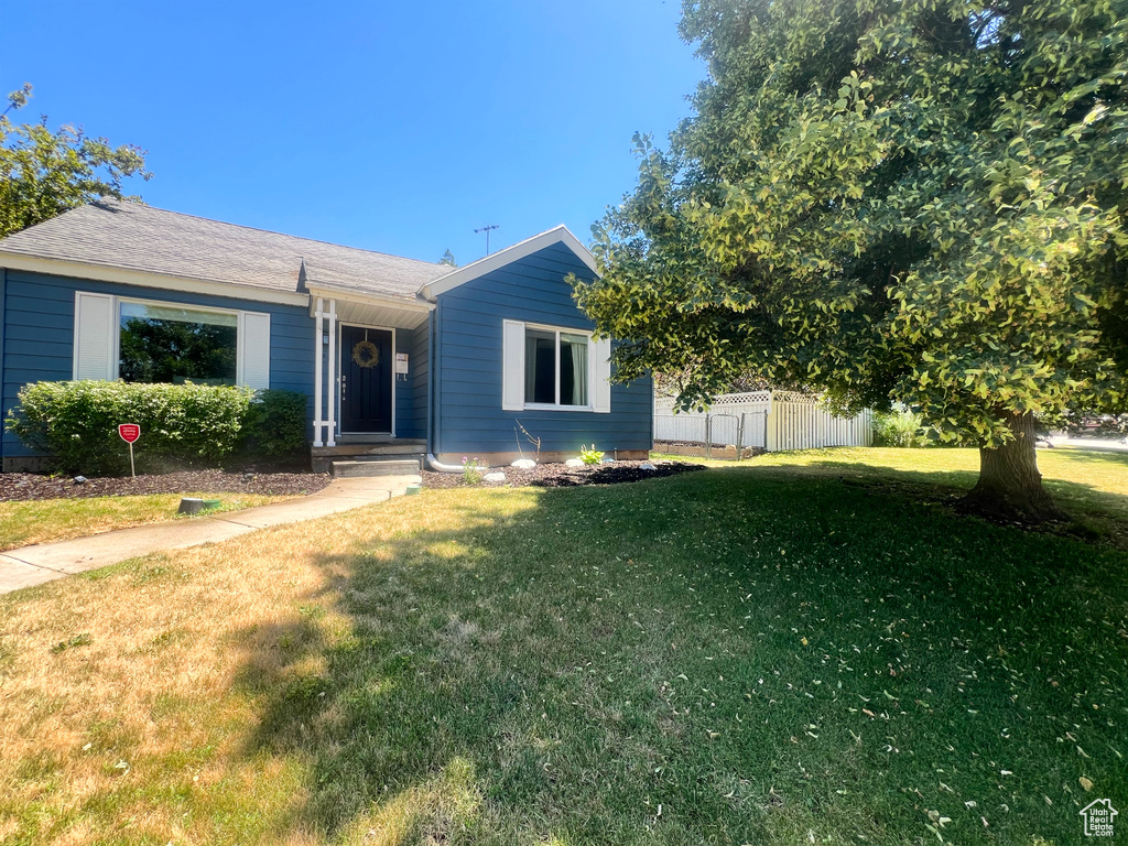 847 S GREENWOOD TER Salt Lake City, UT 84105