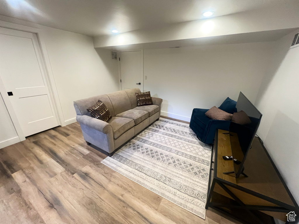 847 S GREENWOOD TER Salt Lake City, UT 84105
