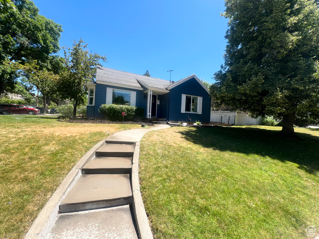 847 S GREENWOOD TER Salt Lake City, UT 84105