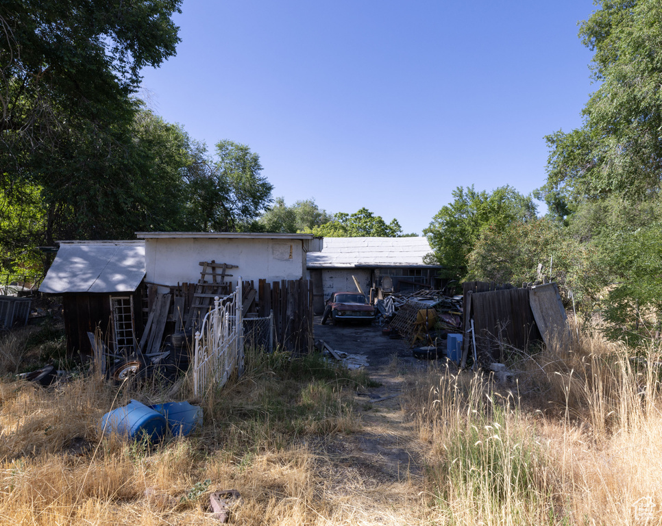 1048 W CALIFORNIA AVE Salt Lake City, UT 84104
