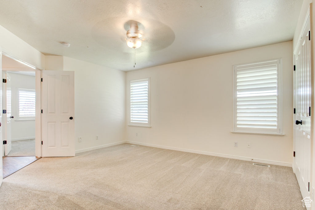 1602 DORAL DR Syracuse, UT 84075