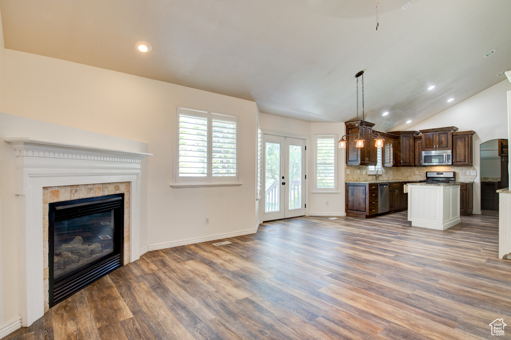 1602 DORAL DR Syracuse, UT 84075