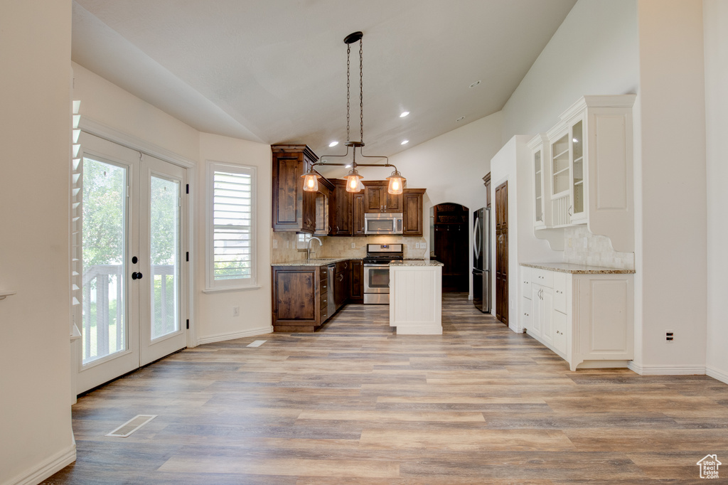 1602 DORAL DR Syracuse, UT 84075