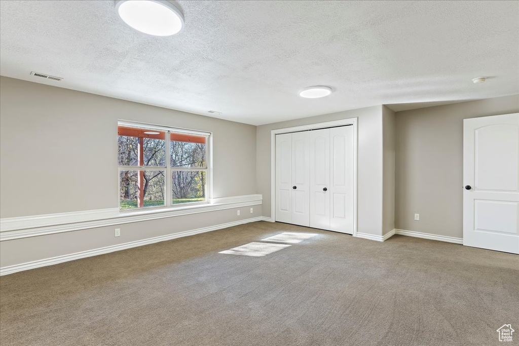 1711 NORTH COMPTON RD Farmington, UT 84025