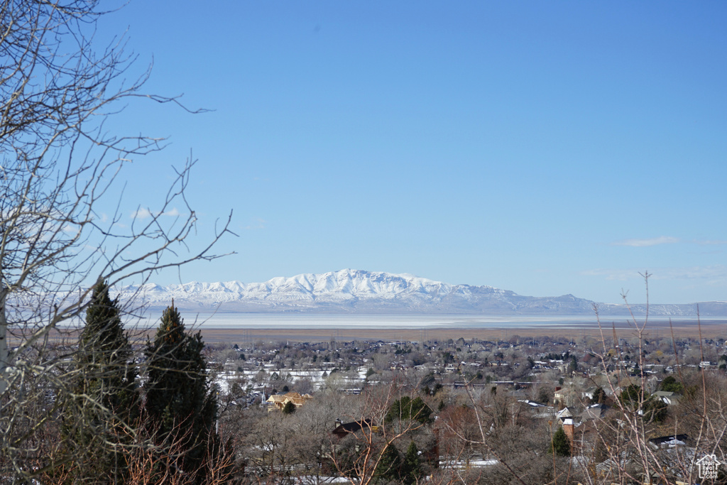 1711 NORTH COMPTON RD Farmington, UT 84025