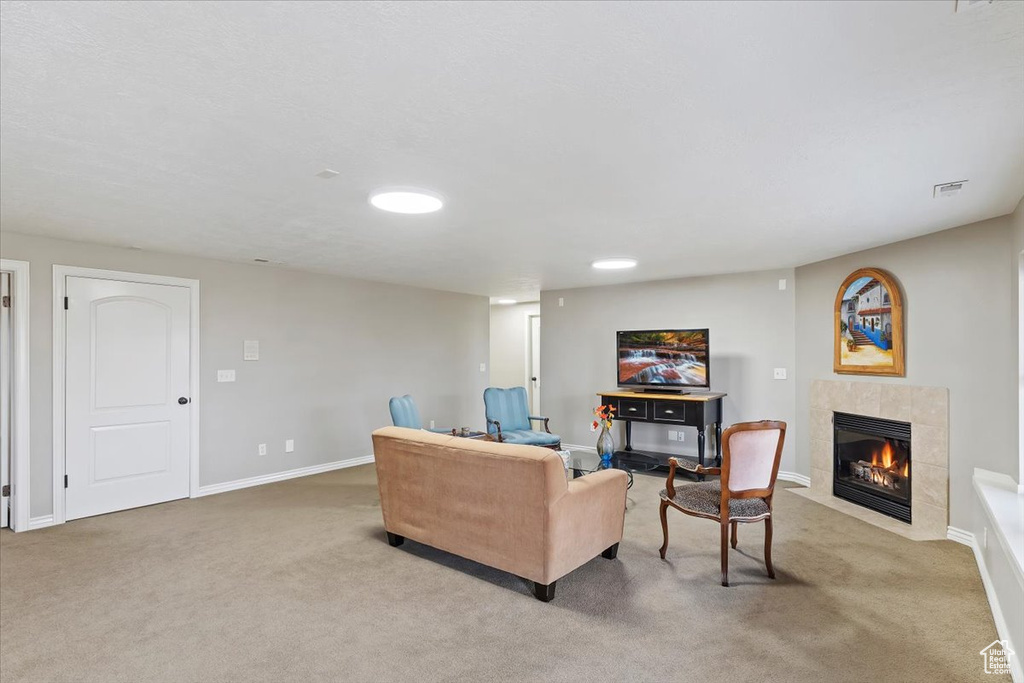 1711 NORTH COMPTON RD Farmington, UT 84025