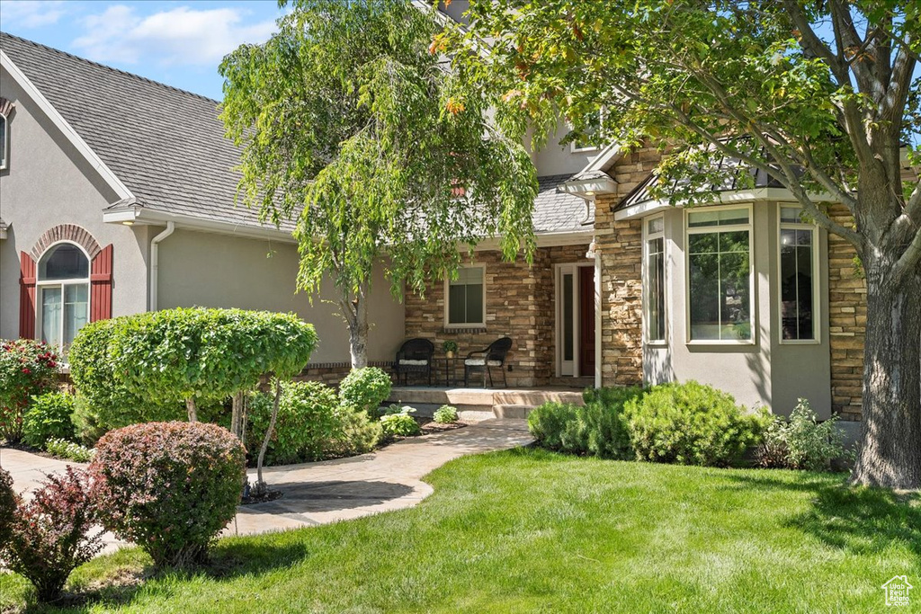 1711 NORTH COMPTON RD Farmington, UT 84025
