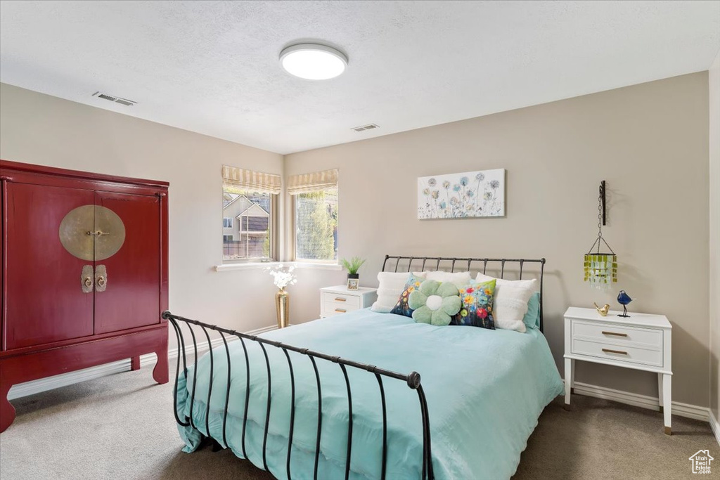 1711 NORTH COMPTON RD Farmington, UT 84025