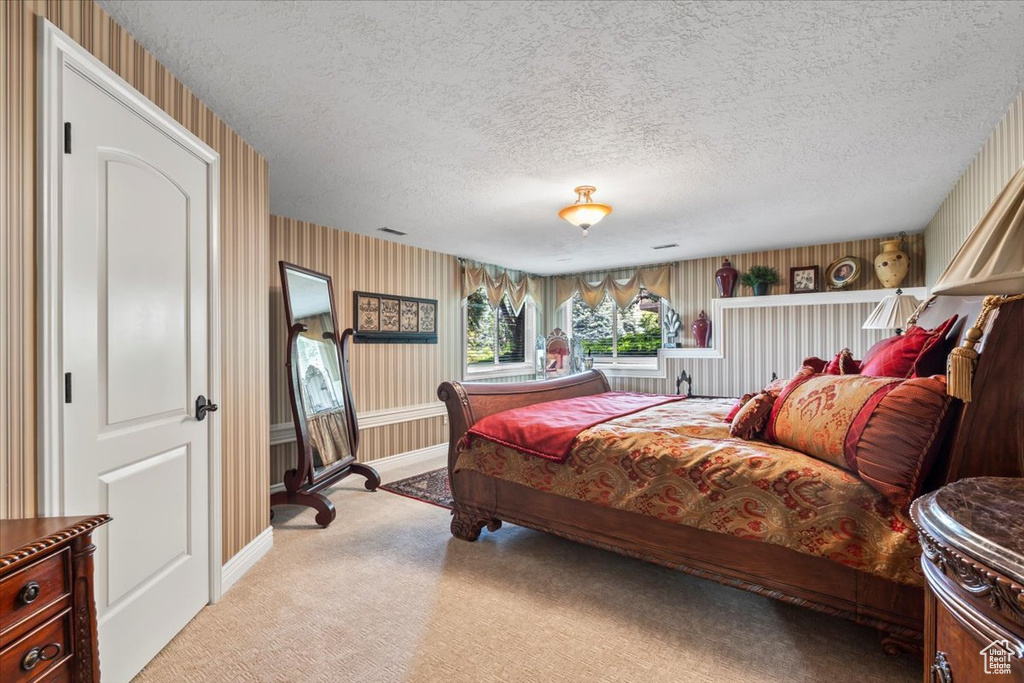 1677 E WYLIE LN Draper, UT 84020
