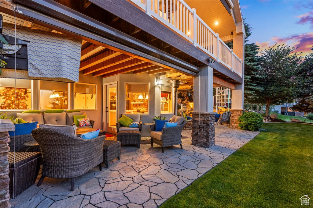 1677 E WYLIE LN Draper, UT 84020