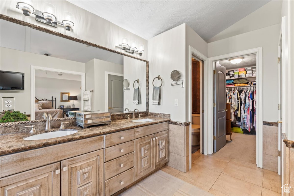 1677 E WYLIE LN Draper, UT 84020