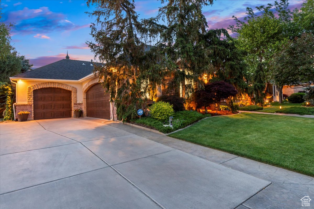 1677 E WYLIE LN Draper, UT 84020