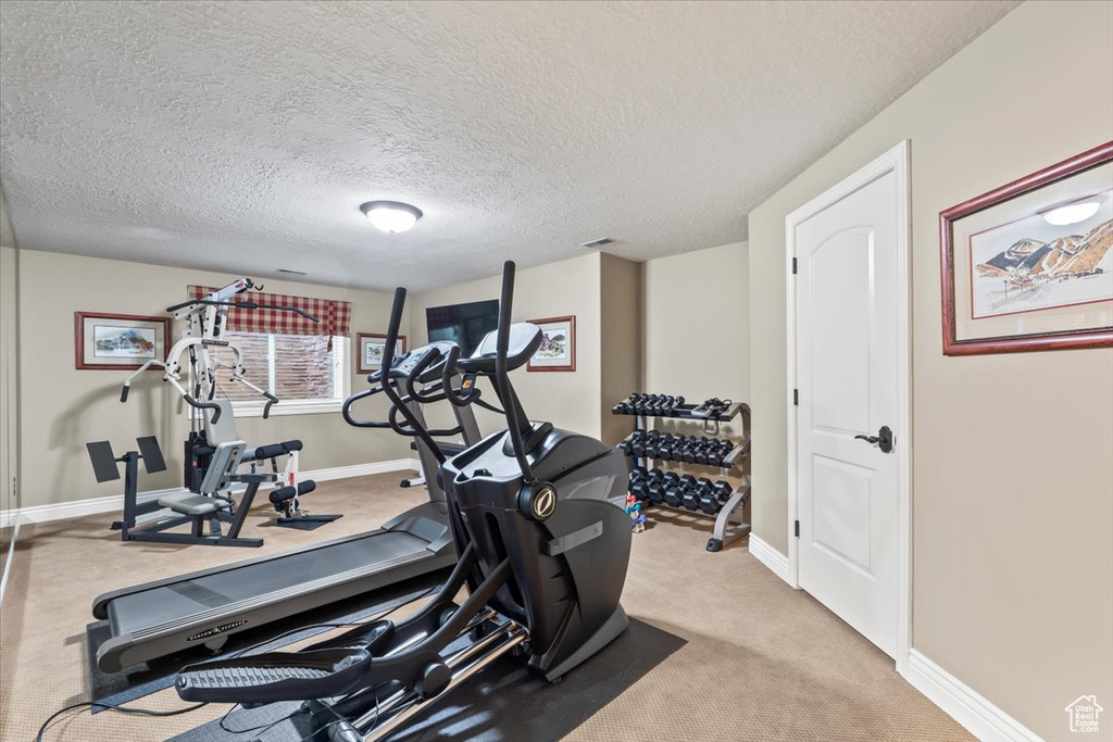 1677 E WYLIE LN Draper, UT 84020