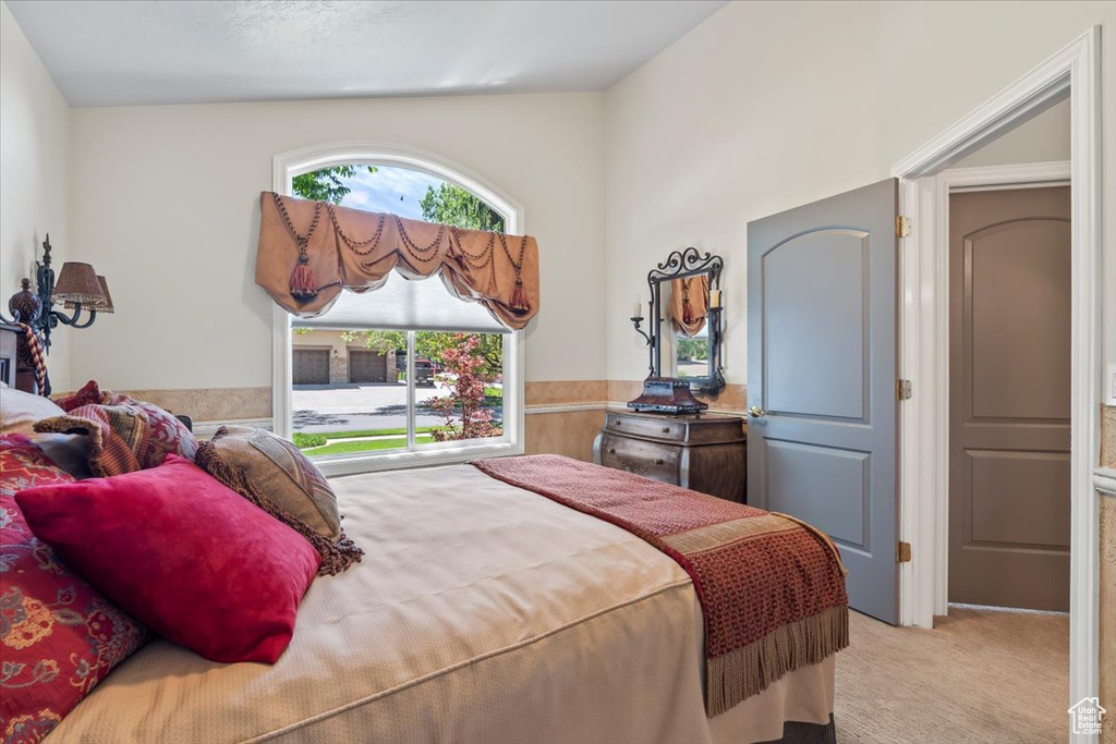 1677 E WYLIE LN Draper, UT 84020