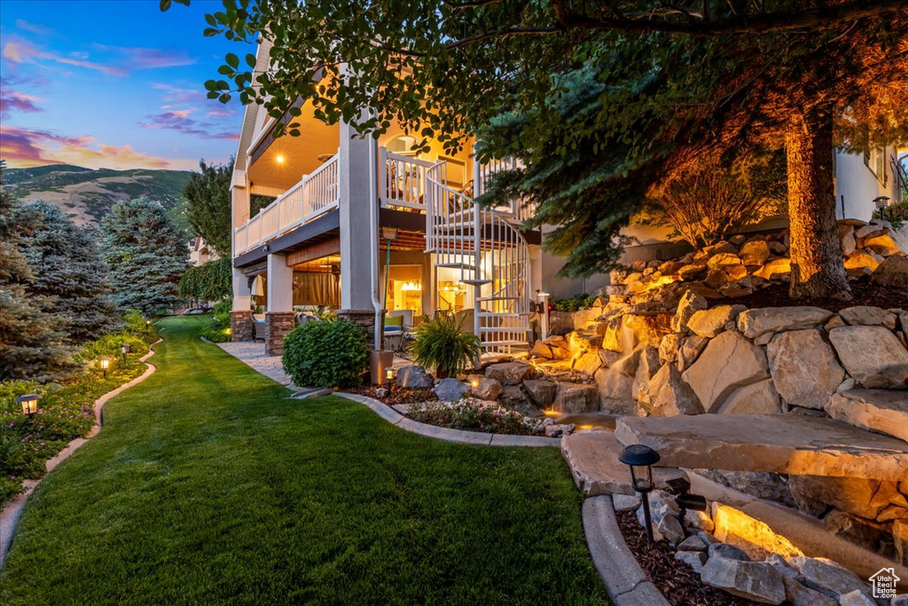 1677 E WYLIE LN Draper, UT 84020