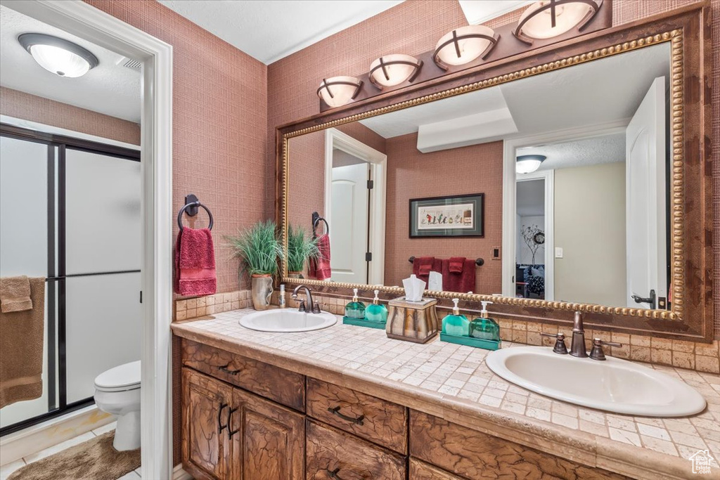 1677 E WYLIE LN Draper, UT 84020