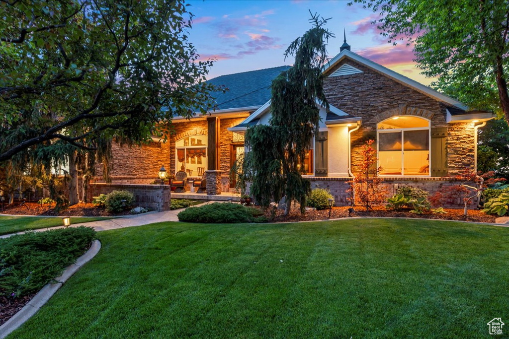 1677 E WYLIE LN Draper, UT 84020