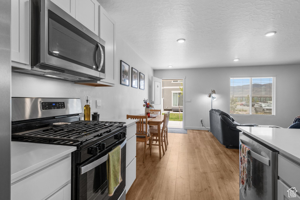943 E DRIFTER LN Saratoga Springs, UT 84045