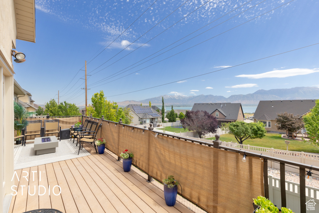 2244 S HUNTER DR Saratoga Springs, UT 84045
