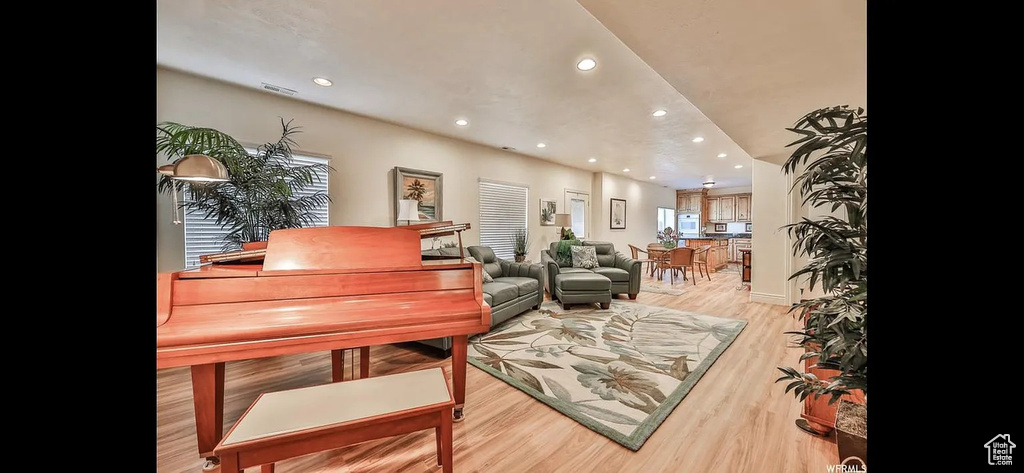 2244 S HUNTER DR Saratoga Springs, UT 84045