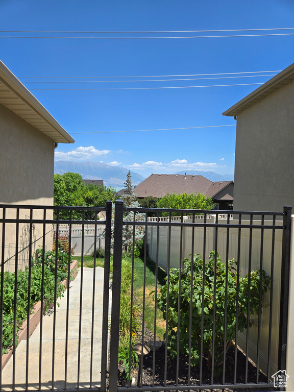 2244 S HUNTER DR Saratoga Springs, UT 84045
