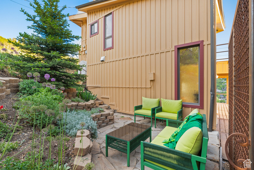 View of patio / terrace featuring an outdoor hangout area