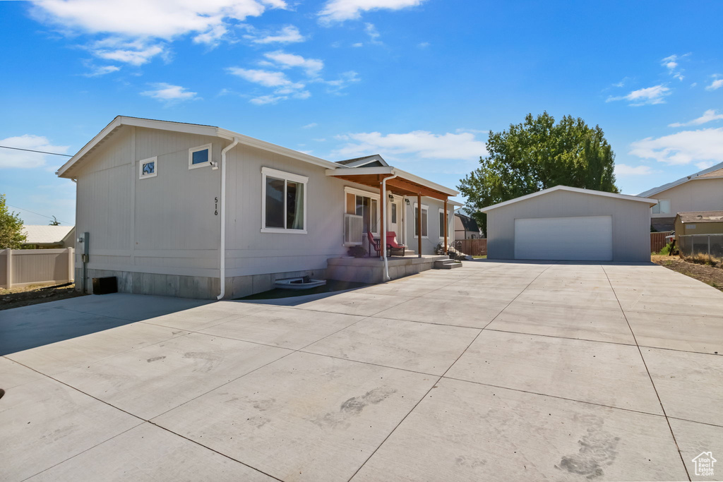 516 N BROADWAY AVE Tooele, UT 84074