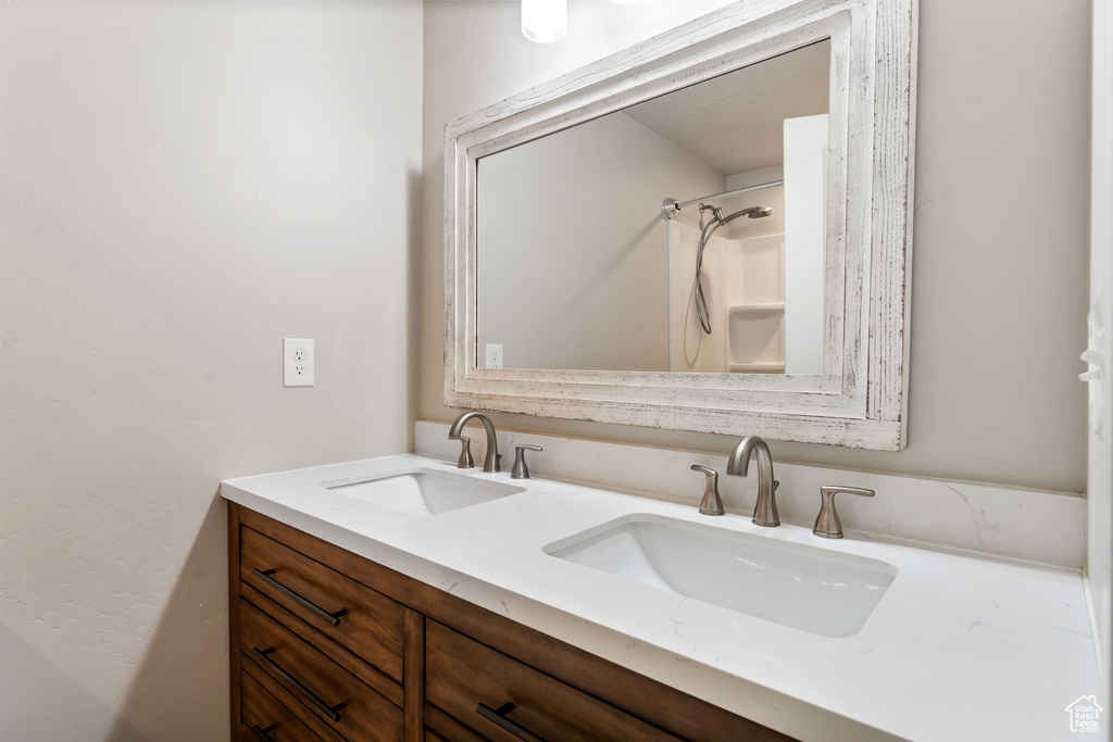 3301 W CRAMDEN DR Lehi, UT 84043