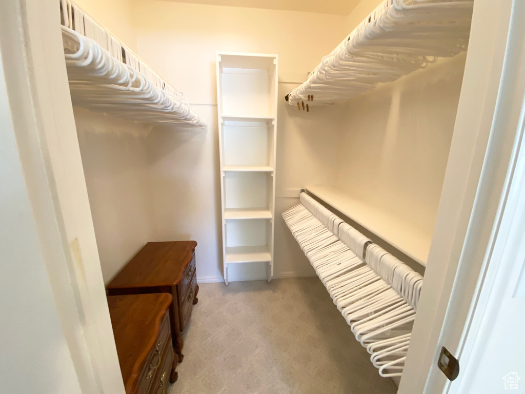 1804 W 1975 S Syracuse, UT 84075